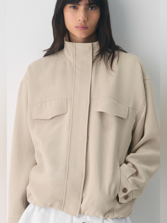 Aritzia Jackets & Blazers - Aritzia Oculus Jacket- Marcona Beige- rare